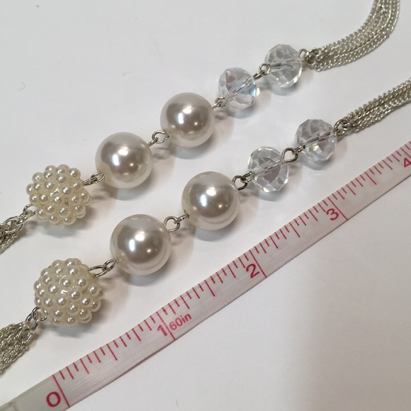 Silver Necklace Set with Pearls - Picture 7 of 11